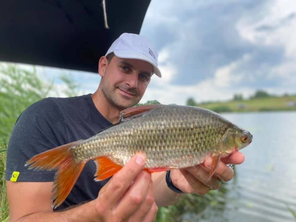 Dodatek do zanęt FEEDER BAIT 150g - Pieczywo Pomarańczowe