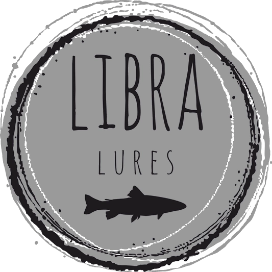 Przynęta LIBRA LURES Bass Crazy Twist Tail Worm 14cm - 040 - Black with Blue Pepper- 8szt (Salt Krill)